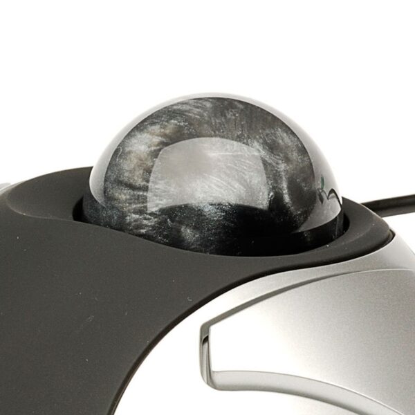 Close‑up van de 40 mm bal van de Kensington Orbit Optical Trackball
